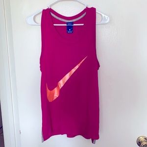 Womens Nike workout tank